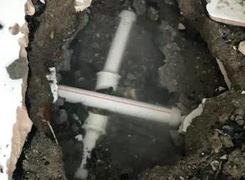 西陵阳台漏水维修公司为您分享楼上楼下漏水怎么处理
